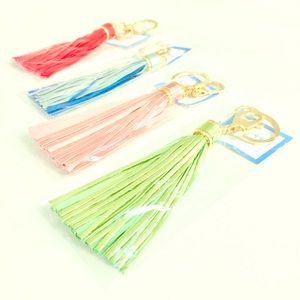 🔑4/$10🔑 Colorful Tassel Keychains NEW/NWT 🆕🆓🎁
